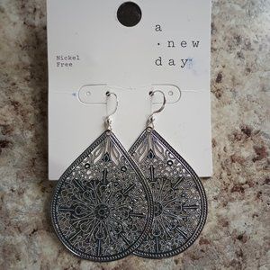 Silver fashion earrings